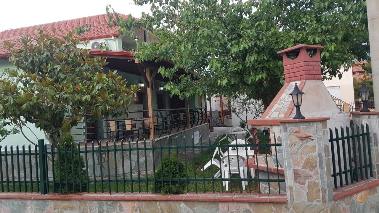 Villa Relax Vrasná Exterior foto